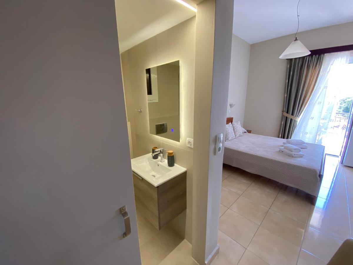 Hotel Pavlos - Studios Tolón Exteriör bild