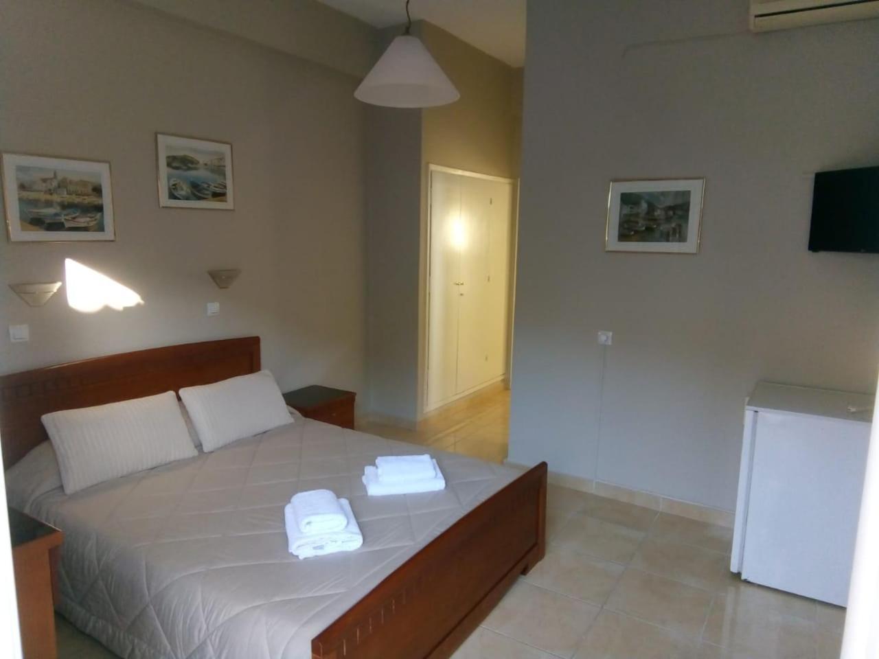 Hotel Pavlos - Studios Tolón Exteriör bild